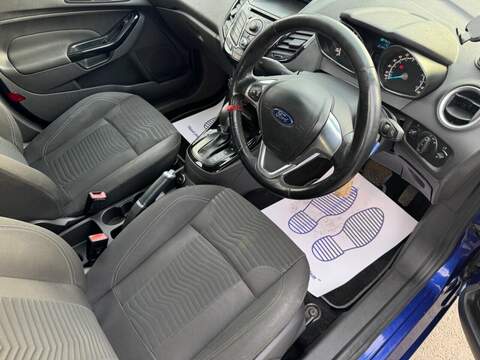 FORD FIESTA FIESTA 1.0T EcoBoost Zetec Hatchback 5dr Petrol Powershift Euro 5 (100 ps) FULL SERVICE HISTORY - 12 - U810