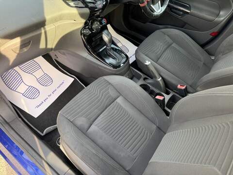 FORD FIESTA FIESTA 1.0T EcoBoost Zetec Hatchback 5dr Petrol Powershift Euro 5 (100 ps) FULL SERVICE HISTORY - 12 - U810