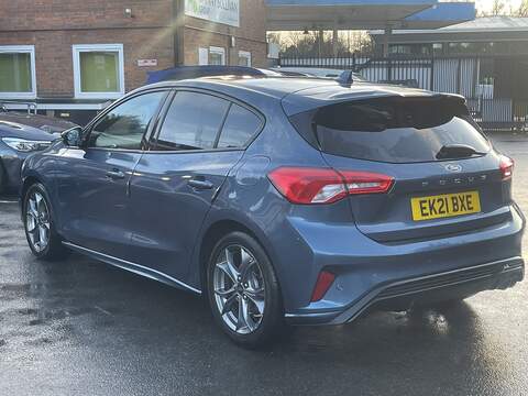 FORD FOCUS FOCUS 1.0 ST-LINE 5d 123 BHP ST LINE + AUTO + SERVICE - U862