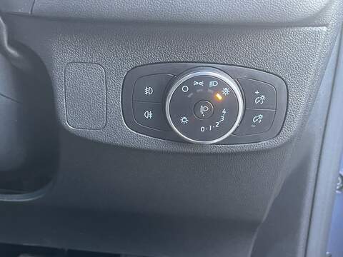 FORD FOCUS FOCUS 1.0 ST-LINE 5d 123 BHP ST LINE + AUTO + SERVICE - U862