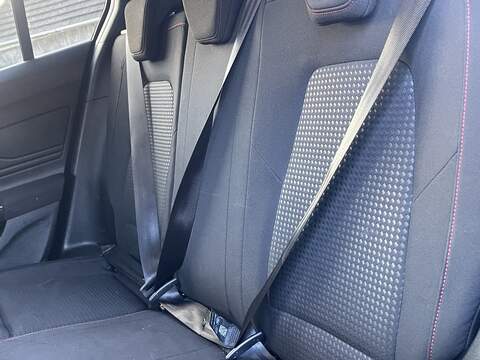 FORD FOCUS FOCUS 1.0 ST-LINE 5d 123 BHP ST LINE + AUTO + SERVICE - U862