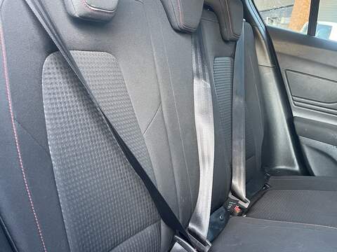 FORD FOCUS FOCUS 1.0 ST-LINE 5d 123 BHP ST LINE + AUTO + SERVICE - U862