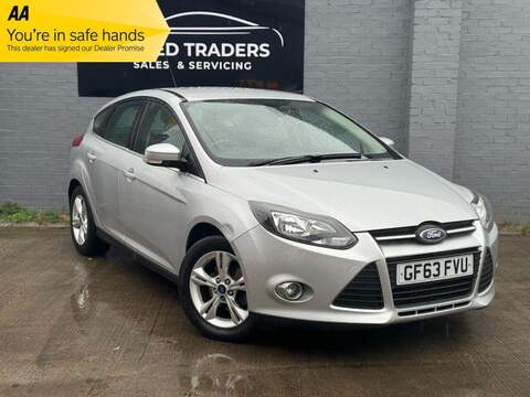 FORD FOCUS FOCUS 1.6L ZETEC 5d AUTO 124 BHP 12 MONTHS MOT - JUST SERVICED - U890