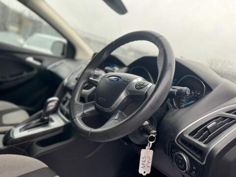 FORD FOCUS FOCUS 1.6L ZETEC 5d AUTO 124 BHP 12 MONTHS MOT - JUST SERVICED - U890