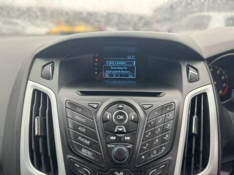 FORD FOCUS FOCUS 1.6L ZETEC 5d AUTO 124 BHP 12 MONTHS MOT - JUST SERVICED - U890