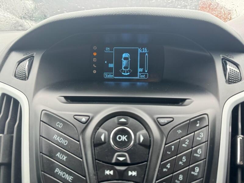 FORD FOCUS FOCUS 1.6L ZETEC 5d AUTO 124 BHP 12 MONTHS MOT - JUST SERVICED - U890