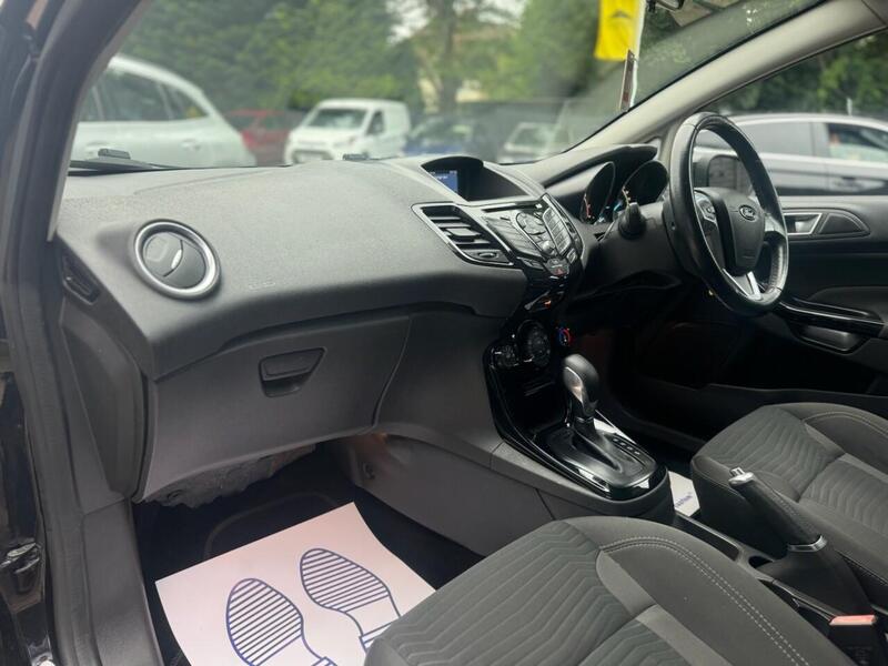 FORD FIESTA FIESTA 1.6L ZETEC 5d AUTO 104 BHP SERVICE HISTORY - 12 MONTHS MOT - U892