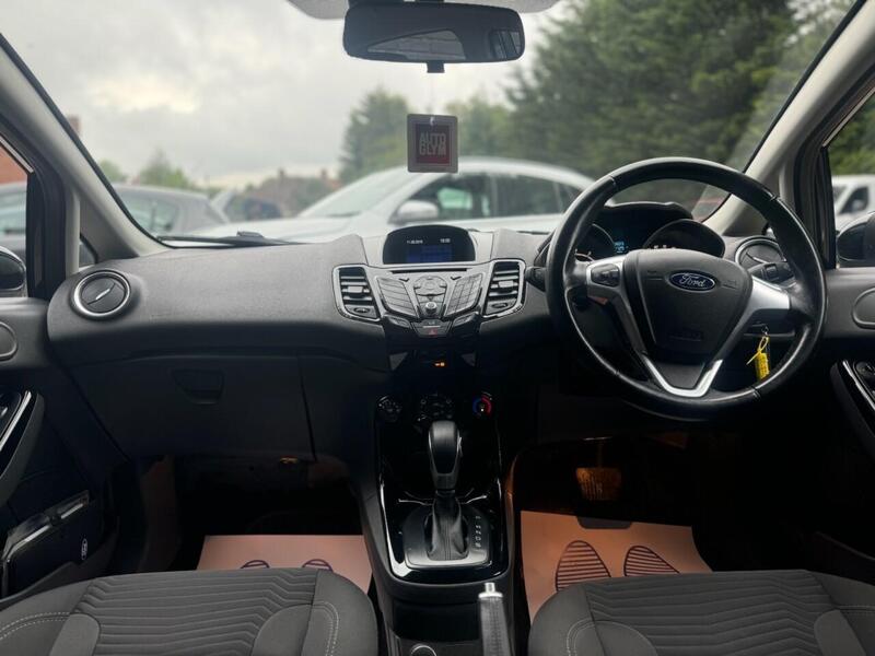 FORD FIESTA FIESTA 1.6L ZETEC 5d AUTO 104 BHP SERVICE HISTORY - 12 MONTHS MOT - U892