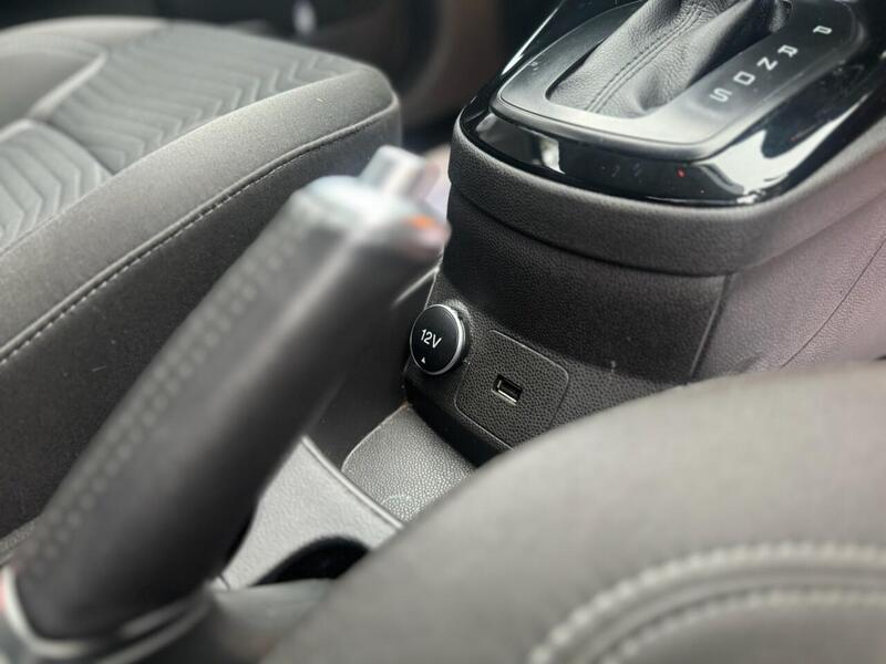 FORD FIESTA FIESTA 1.6L ZETEC 5d AUTO 104 BHP SERVICE HISTORY - 12 MONTHS MOT - U892