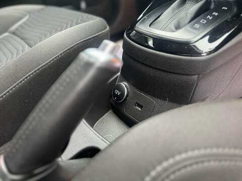 FORD FIESTA FIESTA 1.6L ZETEC 5d AUTO 104 BHP SERVICE HISTORY - 12 MONTHS MOT - U892