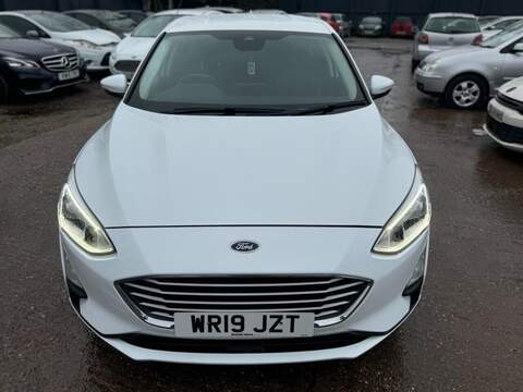 FORD FOCUS FOCUS 1.0T EcoBoost Zetec Hatchback 5dr Petrol Auto Euro 6 (s/s) (125 ps) FULL SERVICE HISTORY - 12 - U897