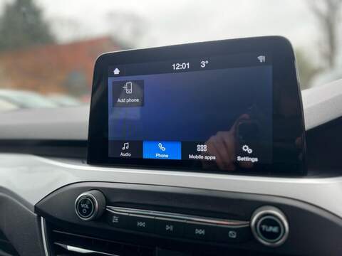 FORD FOCUS FOCUS 1.0T EcoBoost Zetec Hatchback 5dr Petrol Auto Euro 6 (s/s) (125 ps) FULL SERVICE HISTORY - 12 - U897