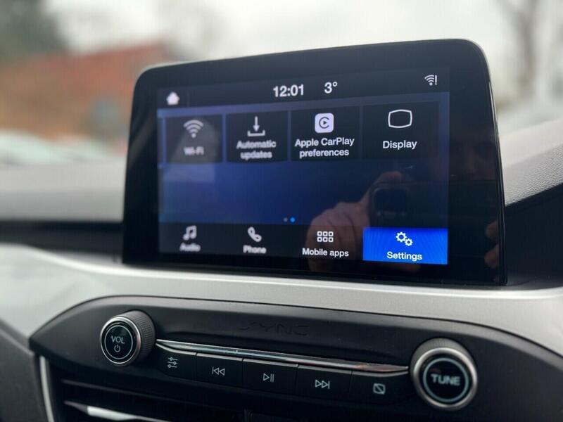 FORD FOCUS FOCUS 1.0T EcoBoost Zetec Hatchback 5dr Petrol Auto Euro 6 (s/s) (125 ps) FULL SERVICE HISTORY - 12 - U897