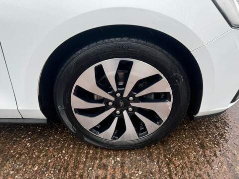 FORD FOCUS FOCUS 1.0T EcoBoost Zetec Hatchback 5dr Petrol Auto Euro 6 (s/s) (125 ps) FULL SERVICE HISTORY - 12 - U897