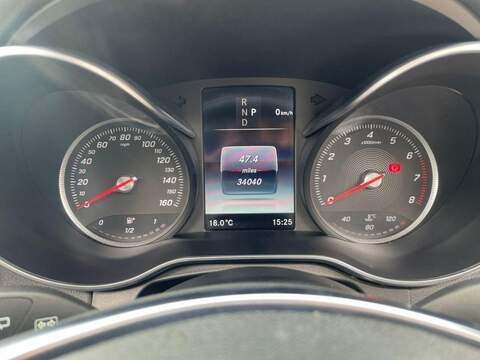 MERCEDES-BENZ GLC GLC 2.0 GLC250 AMG Night Edition (Premium Plus) SUV 5dr Petrol G-Tronic+ 4MATIC Euro 6 (s/s) (211 - U902