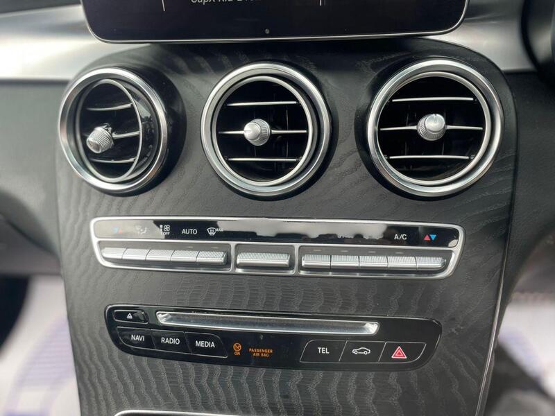 MERCEDES-BENZ GLC GLC 2.0 GLC250 AMG Night Edition (Premium Plus) SUV 5dr Petrol G-Tronic+ 4MATIC Euro 6 (s/s) (211 - U902