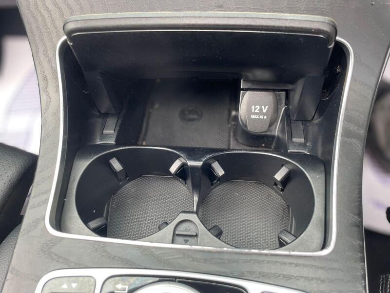 MERCEDES-BENZ GLC GLC 2.0 GLC250 AMG Night Edition (Premium Plus) SUV 5dr Petrol G-Tronic+ 4MATIC Euro 6 (s/s) (211 - U902