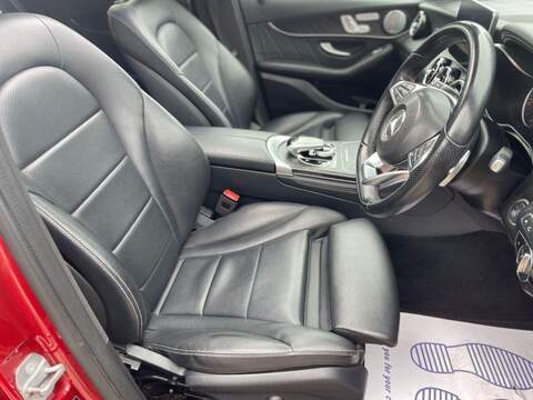 MERCEDES-BENZ GLC GLC 2.0 GLC250 AMG Night Edition (Premium Plus) SUV 5dr Petrol G-Tronic+ 4MATIC Euro 6 (s/s) (211 - U902