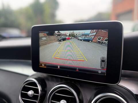 MERCEDES-BENZ GLC GLC 2.0 GLC250 AMG Night Edition (Premium Plus) SUV 5dr Petrol G-Tronic+ 4MATIC Euro 6 (s/s) (211 - U902