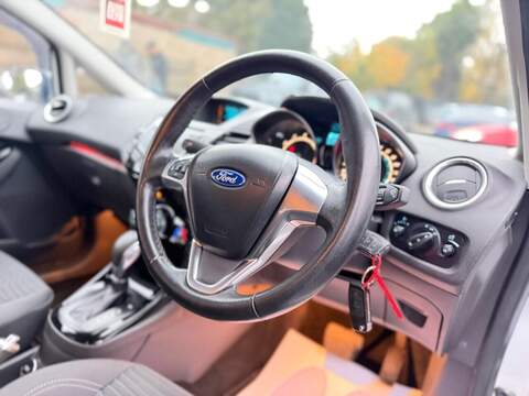 FORD FIESTA FIESTA 1.0T EcoBoost Zetec Hatchback 5dr Petrol Powershift Euro 5 (100 ps) FULL SERVICE HISTORY - 12 - U947