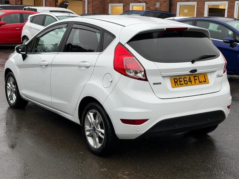 FORD FIESTA FIESTA 1.0T EcoBoost Zetec Hatchback 5dr Petrol Powershift Euro 5 (100 ps) FULL SERVICE HISTORY - 12 - U947