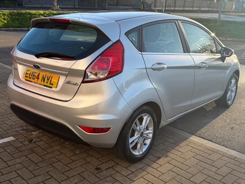 FORD FIESTA FIESTA 1.0T EcoBoost Zetec Hatchback 5dr Petrol Powershift Euro 5 (100 ps) FULL SERVICE HISTORY - 12 - U967