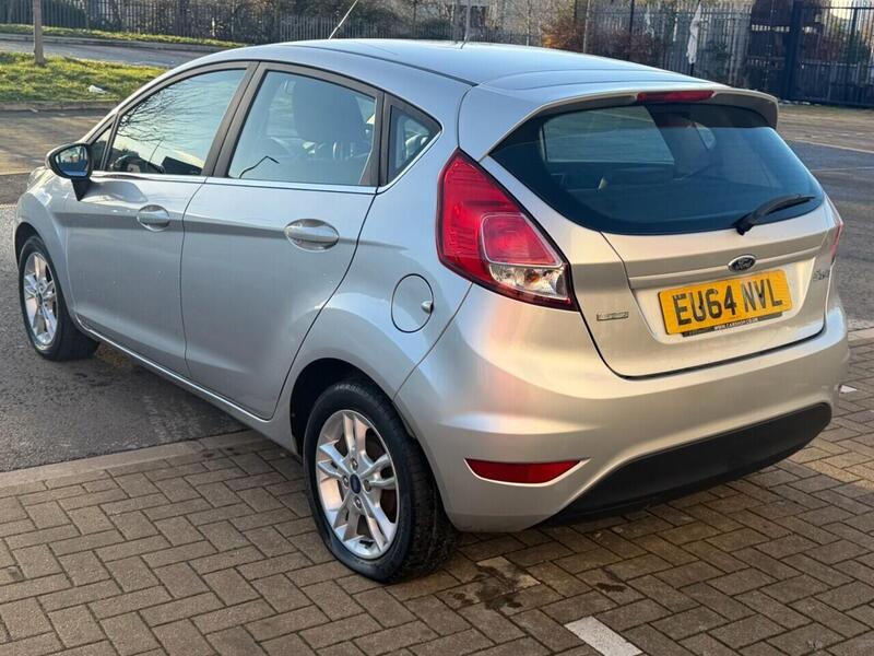 FORD FIESTA FIESTA 1.0T EcoBoost Zetec Hatchback 5dr Petrol Powershift Euro 5 (100 ps) FULL SERVICE HISTORY - 12 - U967