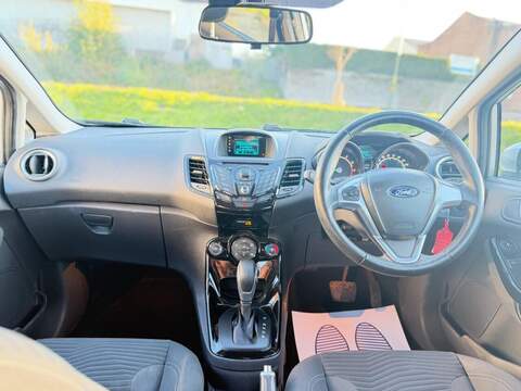 FORD FIESTA FIESTA 1.0T EcoBoost Zetec Hatchback 5dr Petrol Powershift Euro 5 (100 ps) FULL SERVICE HISTORY - 12 - U967