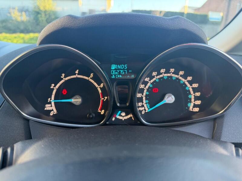 FORD FIESTA FIESTA 1.0T EcoBoost Zetec Hatchback 5dr Petrol Powershift Euro 5 (100 ps) FULL SERVICE HISTORY - 12 - U967