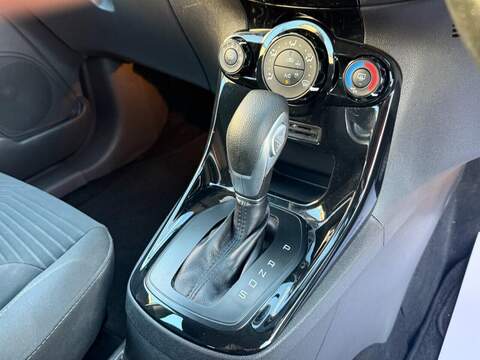 FORD FIESTA FIESTA 1.0T EcoBoost Zetec Hatchback 5dr Petrol Powershift Euro 5 (100 ps) FULL SERVICE HISTORY - 12 - U967