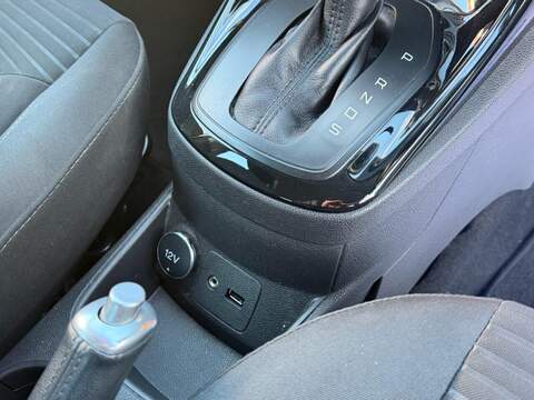 FORD FIESTA FIESTA 1.0T EcoBoost Zetec Hatchback 5dr Petrol Powershift Euro 5 (100 ps) FULL SERVICE HISTORY - 12 - U967