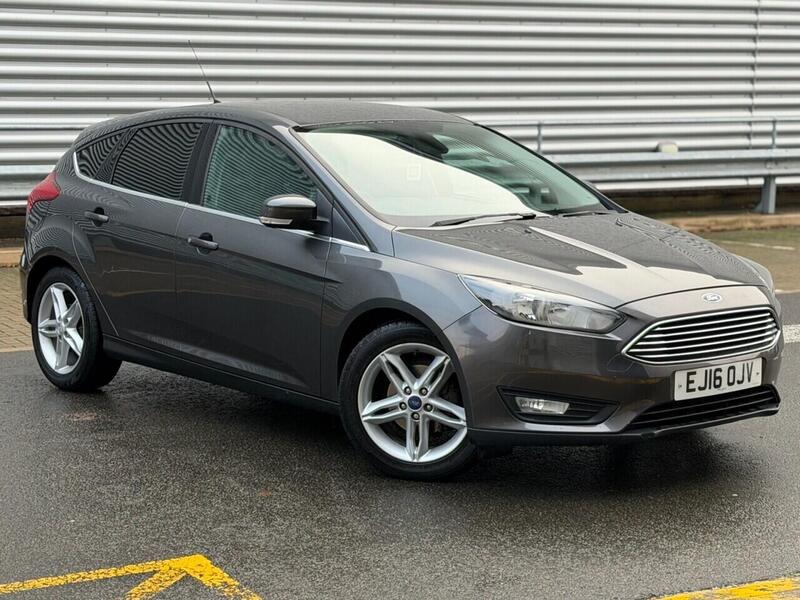 FORD FOCUS FOCUS 1.0T EcoBoost Zetec Hatchback 5dr Petrol Auto Euro 6 (s/s) (125 ps) JUST SERVICED - 12 MONTH - U974