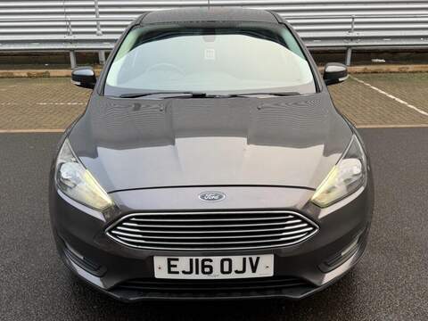 FORD FOCUS FOCUS 1.0T EcoBoost Zetec Hatchback 5dr Petrol Auto Euro 6 (s/s) (125 ps) JUST SERVICED - 12 MONTH - U974