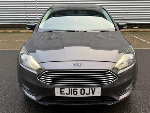 FORD FOCUS FOCUS 1.0T EcoBoost Zetec Hatchback 5dr Petrol Auto Euro 6 (s/s) (125 ps) JUST SERVICED - 12 MONTH - U974
