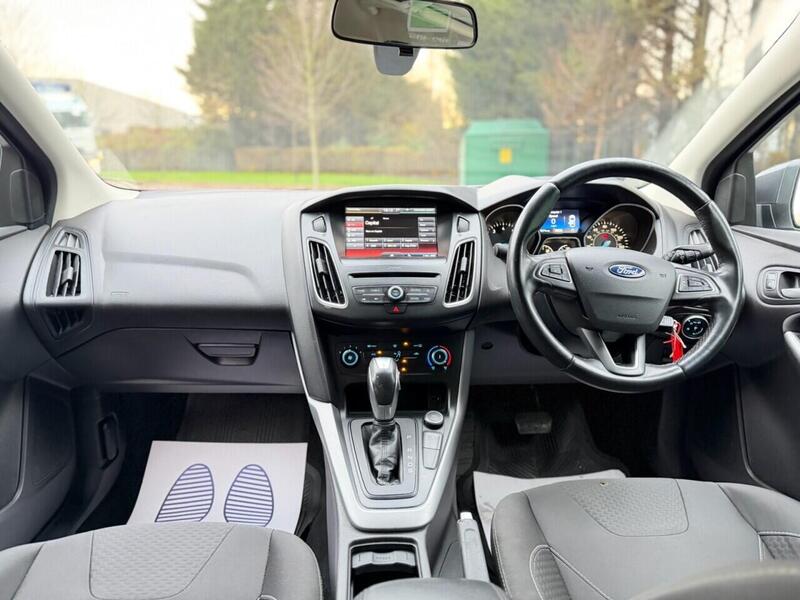 FORD FOCUS FOCUS 1.0T EcoBoost Zetec Hatchback 5dr Petrol Auto Euro 6 (s/s) (125 ps) JUST SERVICED - 12 MONTH - U974