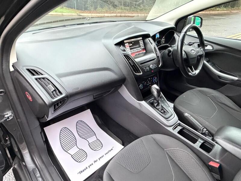 FORD FOCUS FOCUS 1.0T EcoBoost Zetec Hatchback 5dr Petrol Auto Euro 6 (s/s) (125 ps) JUST SERVICED - 12 MONTH - U974