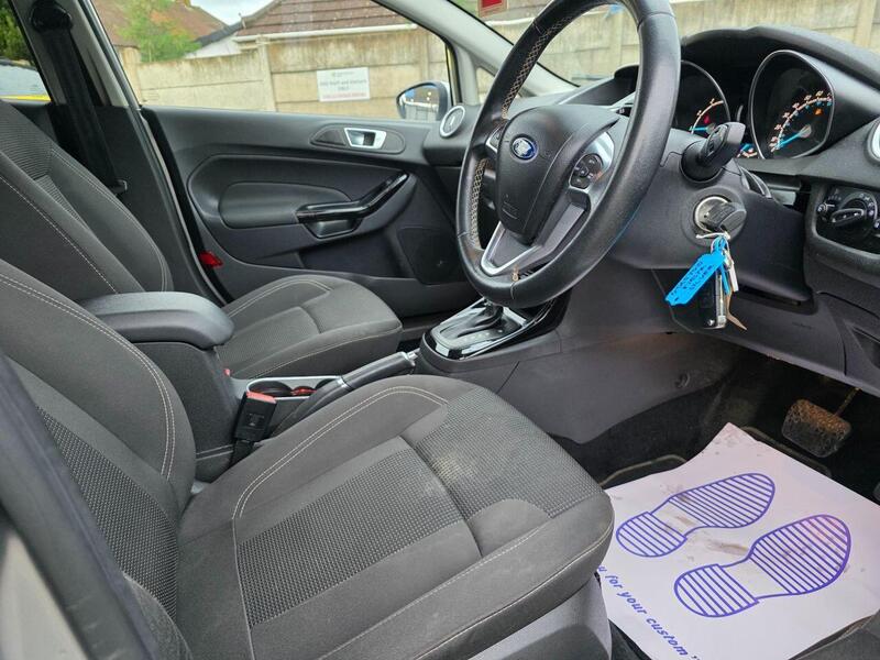 FORD FIESTA FIESTA 1.0T EcoBoost Titanium Hatchback 5dr Petrol Powershift Euro 6 (100 ps) 12 MOT + AUTO + - U983