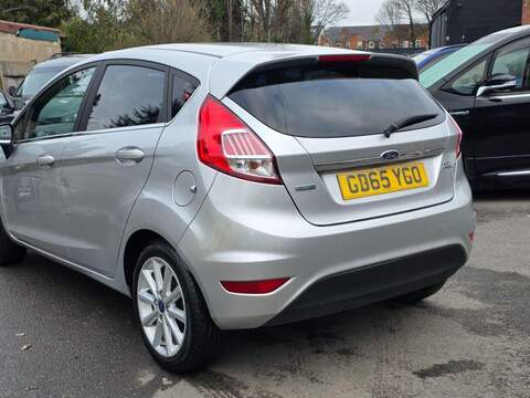FORD FIESTA FIESTA 1.0T EcoBoost Titanium Hatchback 5dr Petrol Powershift Euro 6 (100 ps) 12 MOT + AUTO + - U983