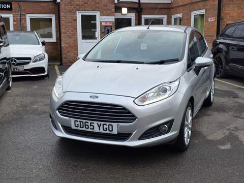 FORD FIESTA FIESTA 1.0T EcoBoost Titanium Hatchback 5dr Petrol Powershift Euro 6 (100 ps) 12 MOT + AUTO + - U983