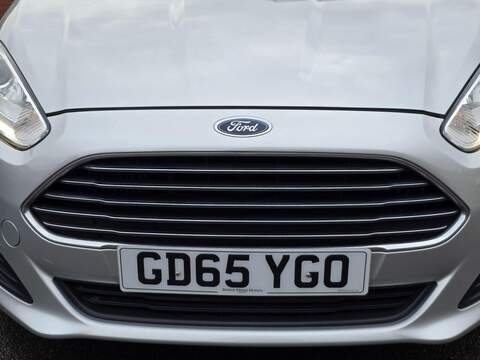 FORD FIESTA FIESTA 1.0T EcoBoost Titanium Hatchback 5dr Petrol Powershift Euro 6 (100 ps) 12 MOT + AUTO + - U983