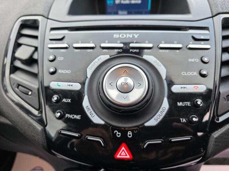 FORD FIESTA FIESTA 1.0T EcoBoost Titanium Hatchback 5dr Petrol Powershift Euro 6 (100 ps) 12 MOT + AUTO + - U983