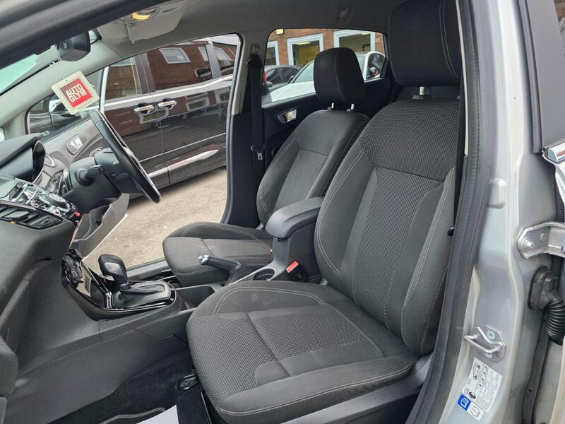 FORD FIESTA FIESTA 1.0T EcoBoost Titanium Hatchback 5dr Petrol Powershift Euro 6 (100 ps) 12 MOT + AUTO + - U983