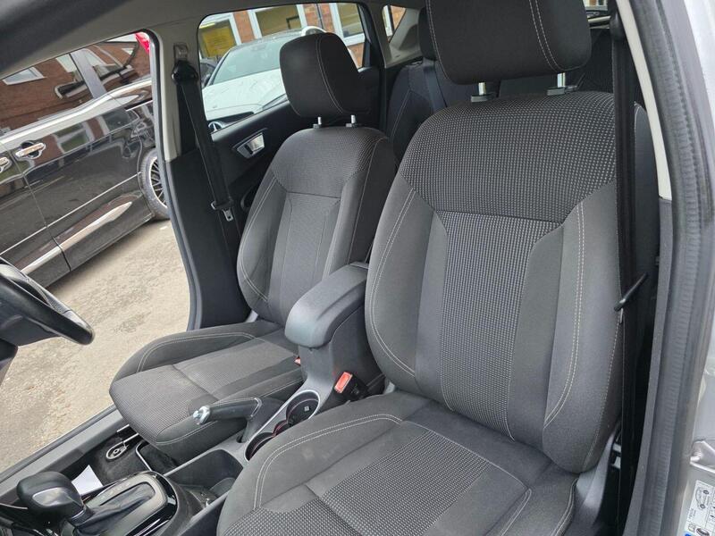 FORD FIESTA FIESTA 1.0T EcoBoost Titanium Hatchback 5dr Petrol Powershift Euro 6 (100 ps) 12 MOT + AUTO + - U983