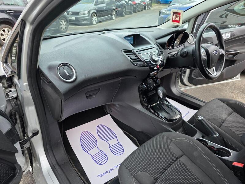 FORD FIESTA FIESTA 1.0T EcoBoost Titanium Hatchback 5dr Petrol Powershift Euro 6 (100 ps) 12 MOT + AUTO + - U983
