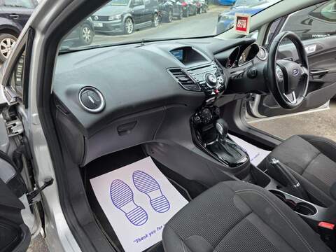 FORD FIESTA FIESTA 1.0T EcoBoost Titanium Hatchback 5dr Petrol Powershift Euro 6 (100 ps) 12 MOT + AUTO + - U983