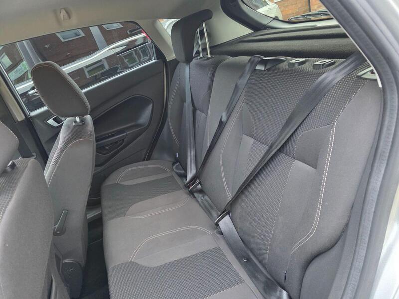 FORD FIESTA FIESTA 1.0T EcoBoost Titanium Hatchback 5dr Petrol Powershift Euro 6 (100 ps) 12 MOT + AUTO + - U983