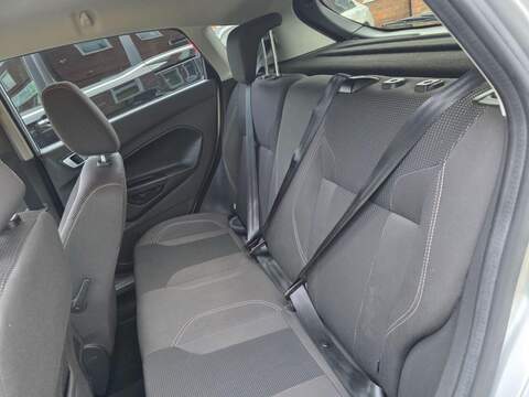 FORD FIESTA FIESTA 1.0T EcoBoost Titanium Hatchback 5dr Petrol Powershift Euro 6 (100 ps) 12 MOT + AUTO + - U983