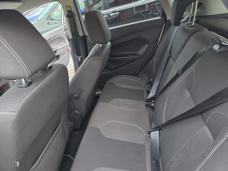 FORD FIESTA FIESTA 1.0T EcoBoost Titanium Hatchback 5dr Petrol Powershift Euro 6 (100 ps) 12 MOT + AUTO + - U983