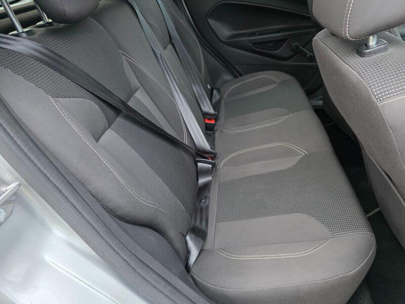 FORD FIESTA FIESTA 1.0T EcoBoost Titanium Hatchback 5dr Petrol Powershift Euro 6 (100 ps) 12 MOT + AUTO + - U983