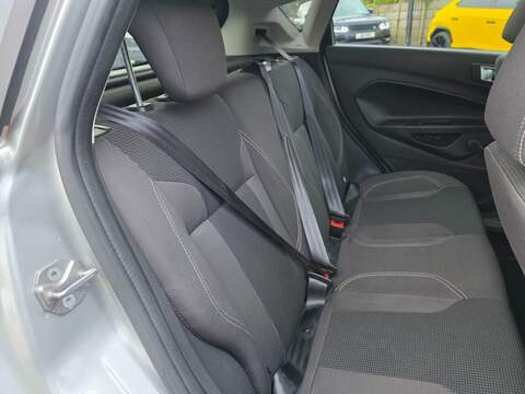 FORD FIESTA FIESTA 1.0T EcoBoost Titanium Hatchback 5dr Petrol Powershift Euro 6 (100 ps) 12 MOT + AUTO + - U983